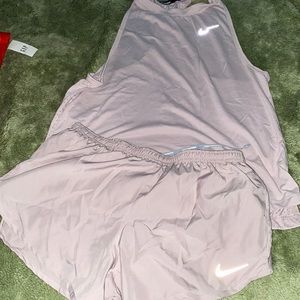 Nike Jogger shirt set